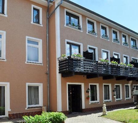 Spreehotel Шпремберг Экстерьер фото