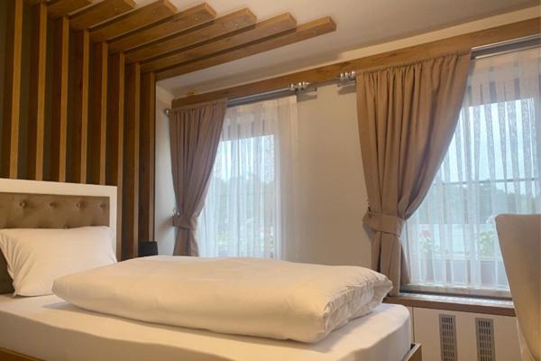 Spreehotel Шпремберг Экстерьер фото